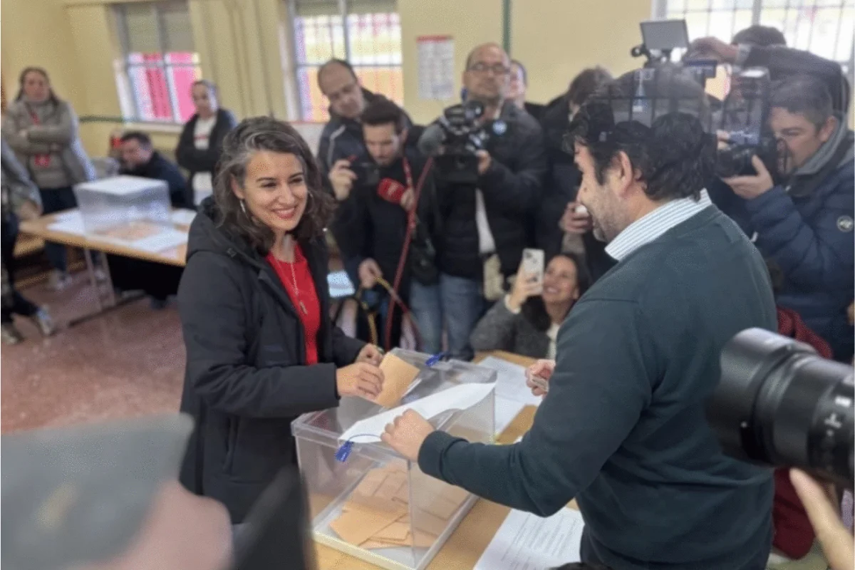 El PP se ve obligado a negociar con Vox tras su victoria en Extremadura