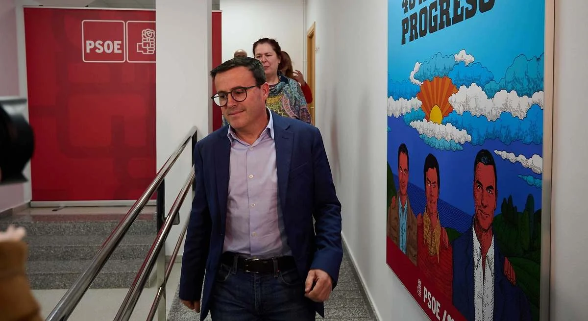 El PSOE extremeño enfrenta una crisis tras la dimisión de Miguel Ángel Gallardo