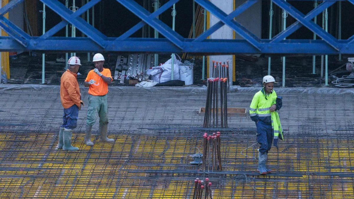 El récord de 3,15 millones de afiliados extranjeros transforma el mercado laboral español