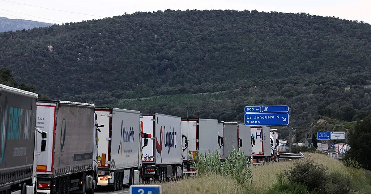 El sector del transporte alerta: movilizaciones inminentes ante ayudas insuficientes del Gobierno