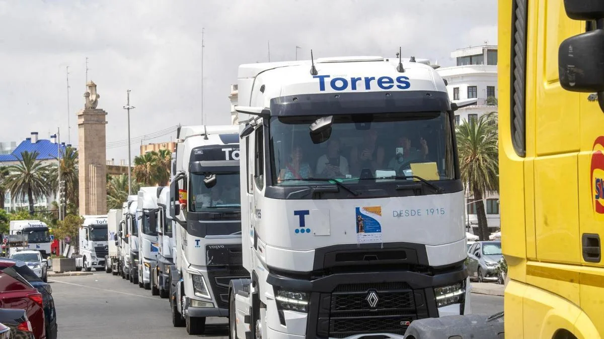 El transporte valenciano exige mejoras mientras celebra el Día del Camionero en San Cristóbal