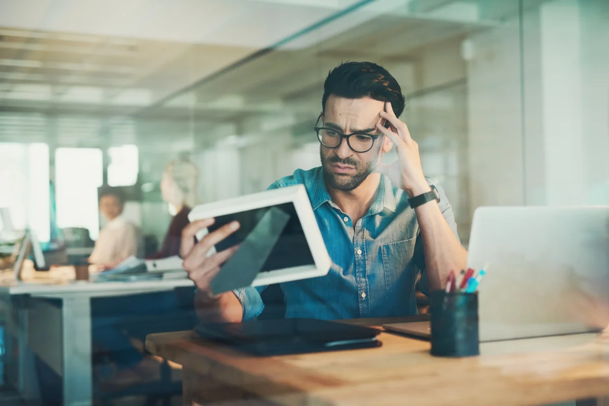 Empleados buscan claridad y propósito en relaciones laborales inciertas hoy