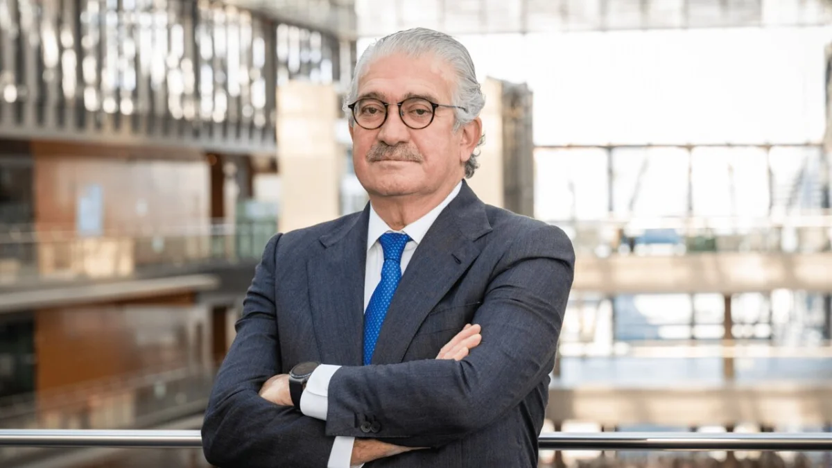 Endesa enfrenta incertidumbre tras la salida de José Bogas y su liderazgo en energía renovable