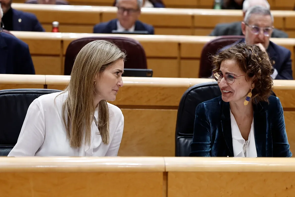 España podría perder inversiones clave tras la bajada de impuestos a la luz en Portugal