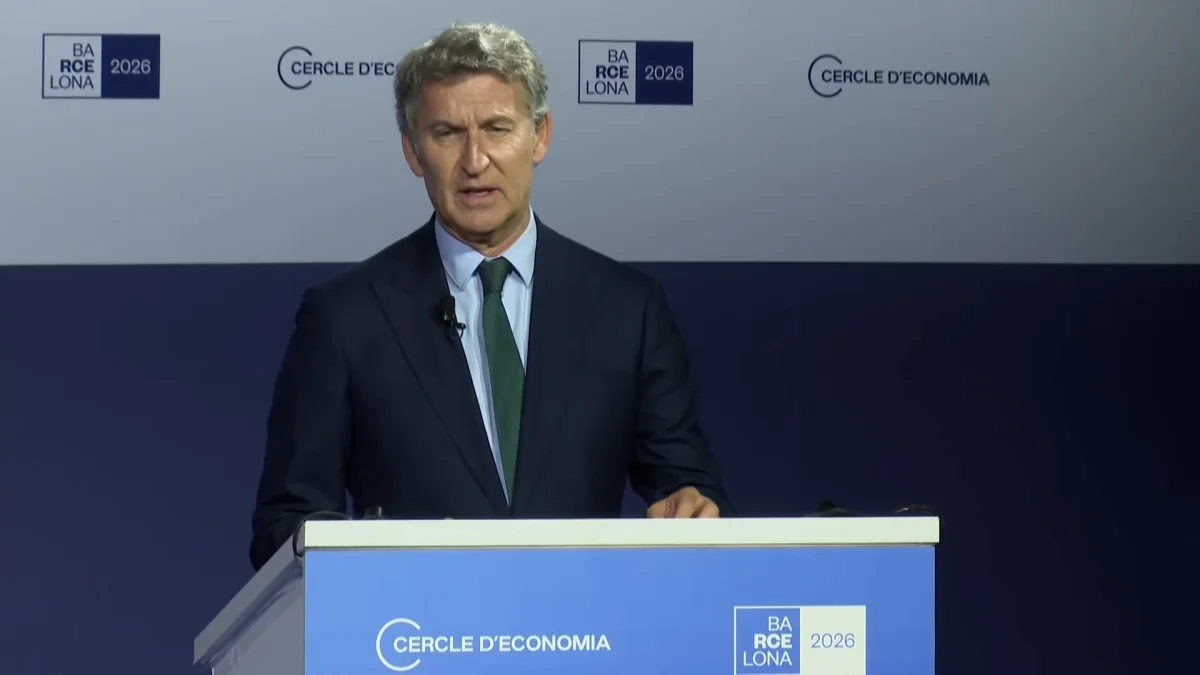 Feijóo promete restaurar la decencia en España, desafiando a los empresarios catalanes