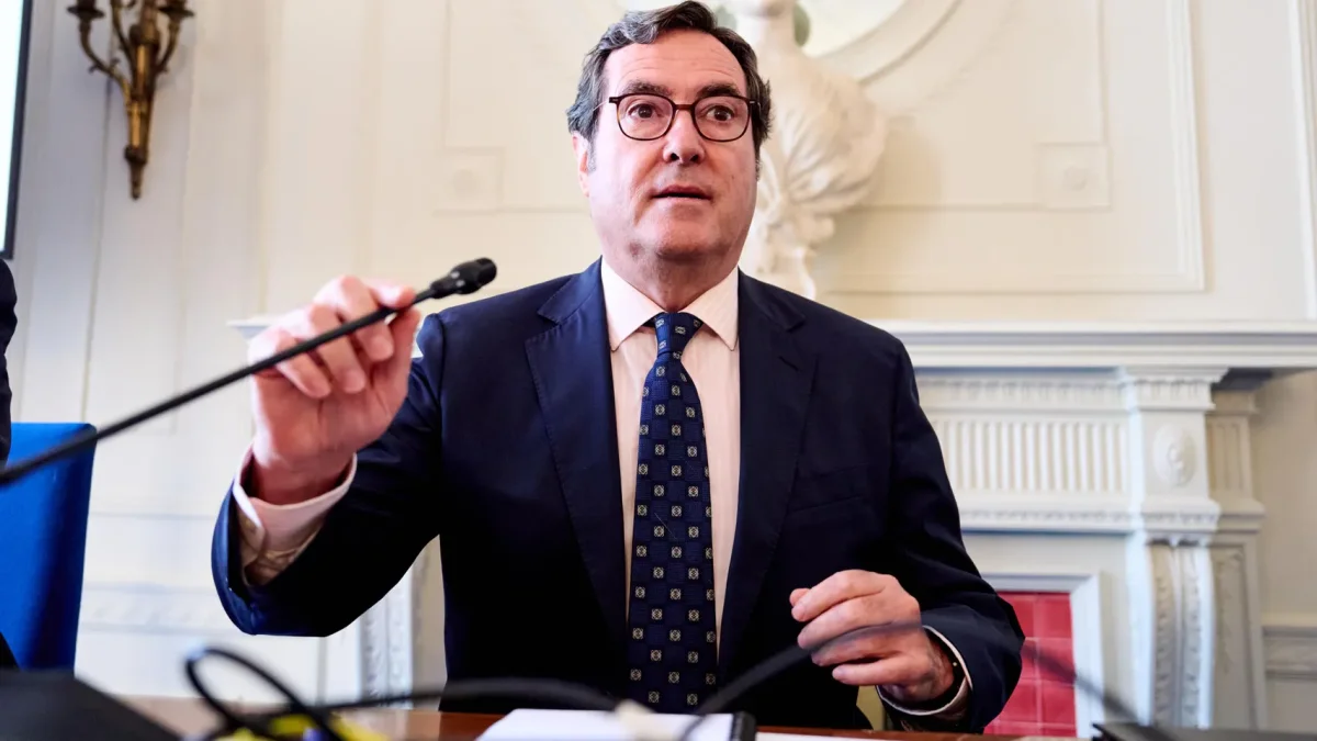 Garamendi afianza su liderazgo en la CEOE al no haber competencia en las elecciones
