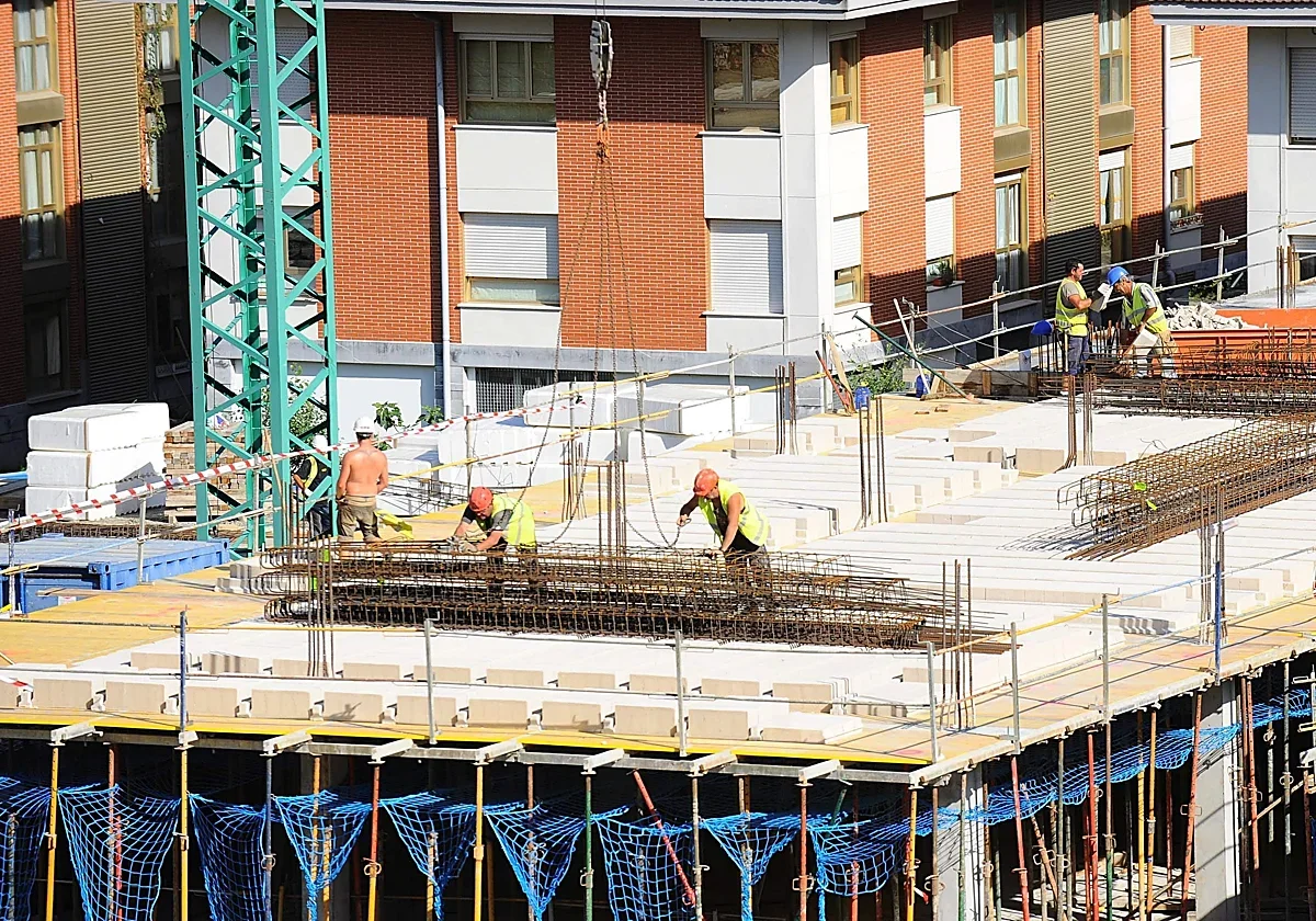 Gipuzkoa alcanza un récord fiscal de 2.285 millones, impulsando las inversiones públicas
