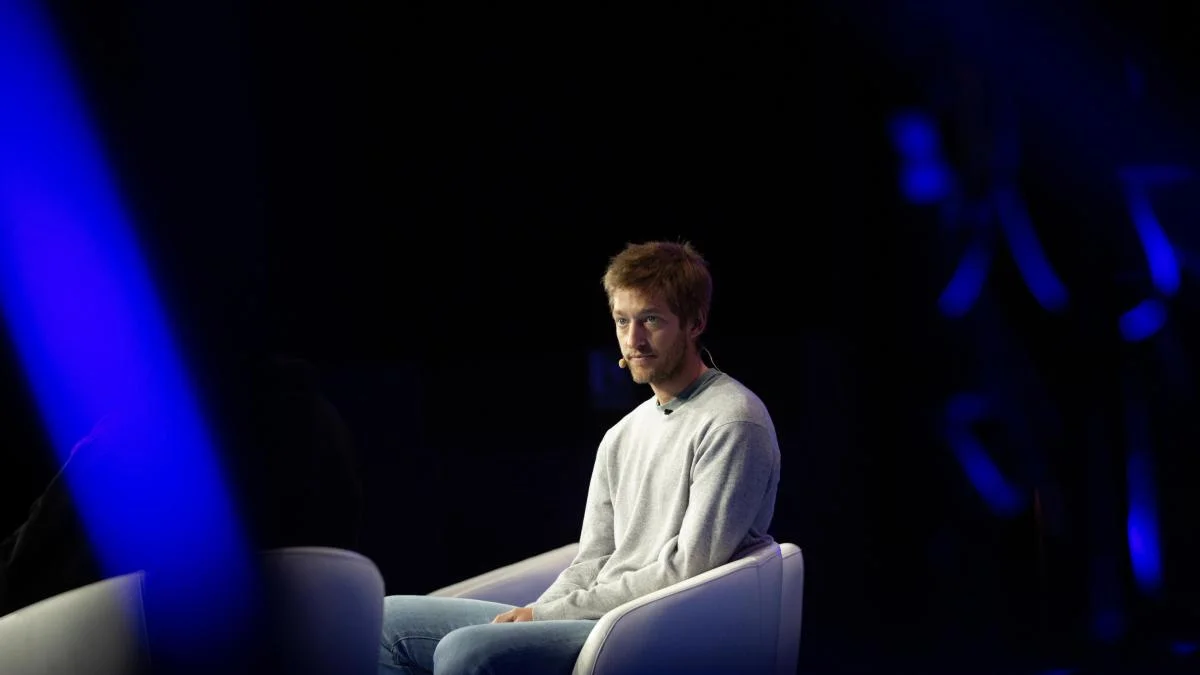 Glovo enfrenta un juicio que podría redefinir los derechos de sus repartidores en España