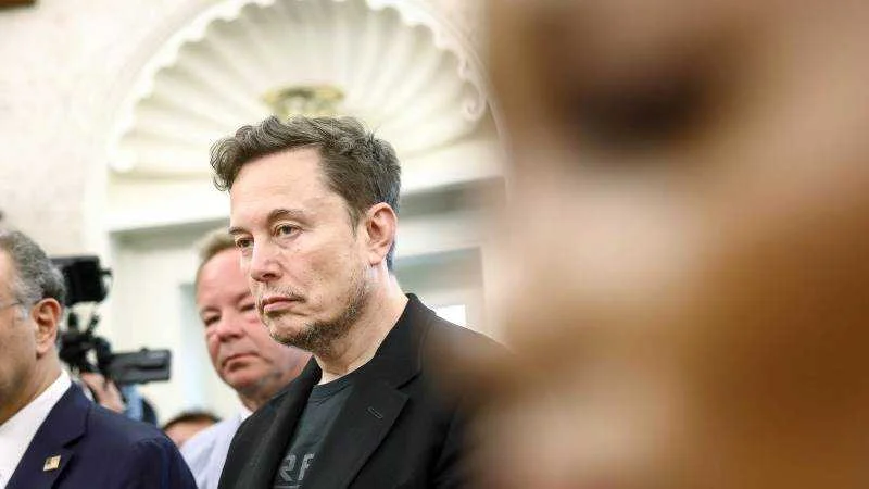 Grok lidera el App Store en Reino Unido ante la presión reguladora sobre X de Musk