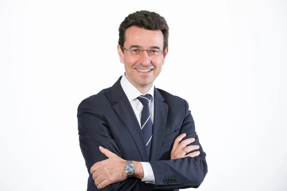 HSBC refuerza su estrategia en Suiza con el fichaje del exCEO de BBVA