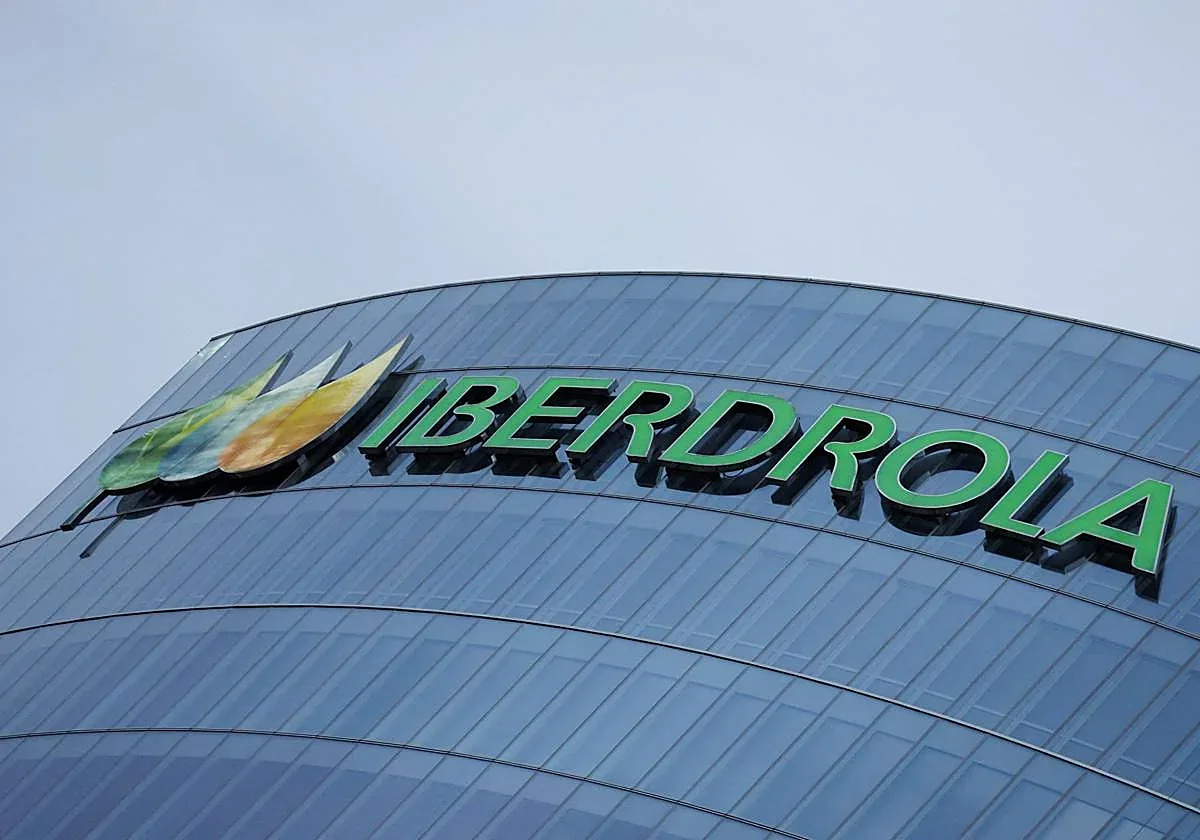 Iberdrola evita una multa millonaria de la CNMC que podría afectar su inversión en energías renovables