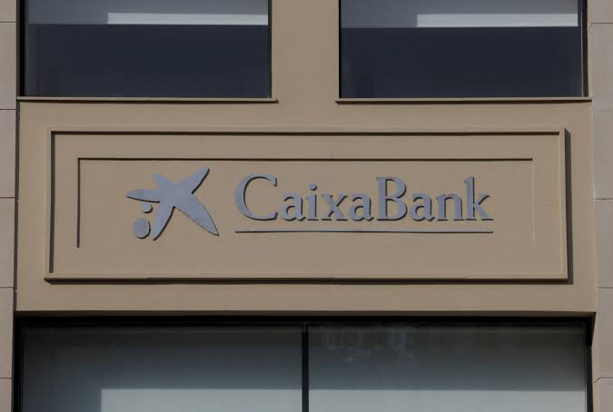 CaixaBank lanza una guía financiera para potenciar a influencers y creadores de contenido