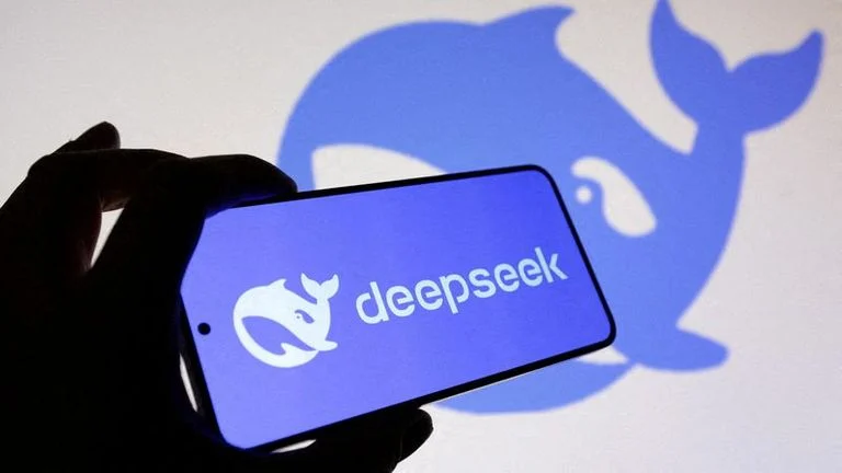 DeepSeek revoluciona el mercado con su nuevo modelo V4-Flash asequible y compacto