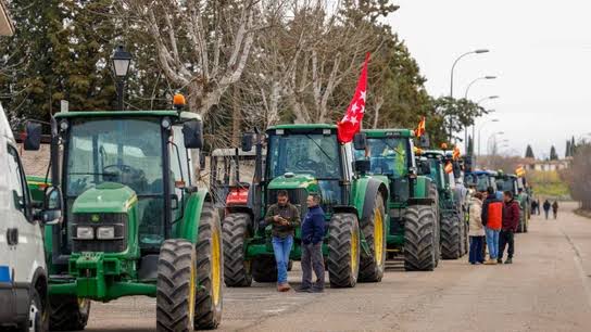 Los transportistas y agricultores se ven afectados por el aumento del 15,7% en el gasóleo