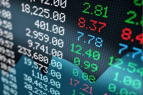 Las ventas de acciones de directivos bancarios generan inquietud en el mercado financiero