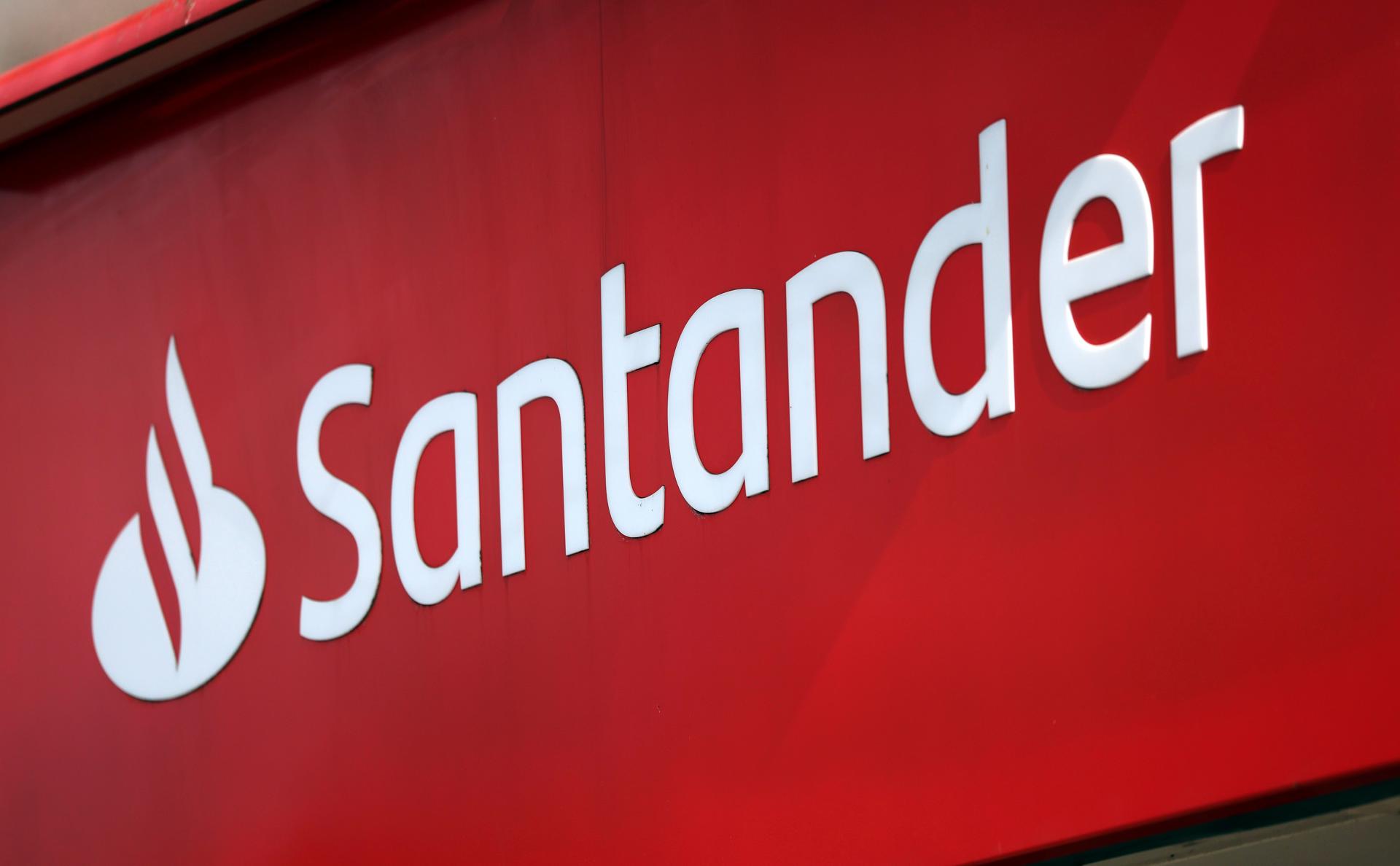 Santander apunta a 500 millones de clientes, transformando el mercado bancario global