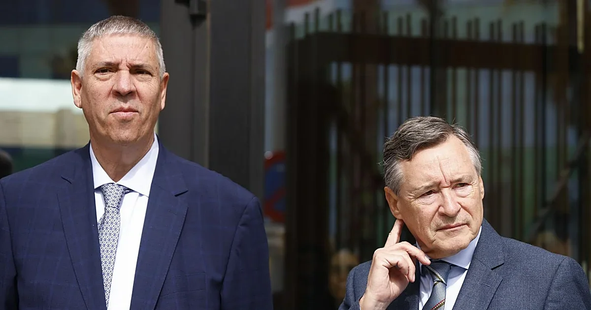 Indra enfrenta incertidumbre: Simón inicia búsqueda de nuevo CEO tras la salida de De los Mozos