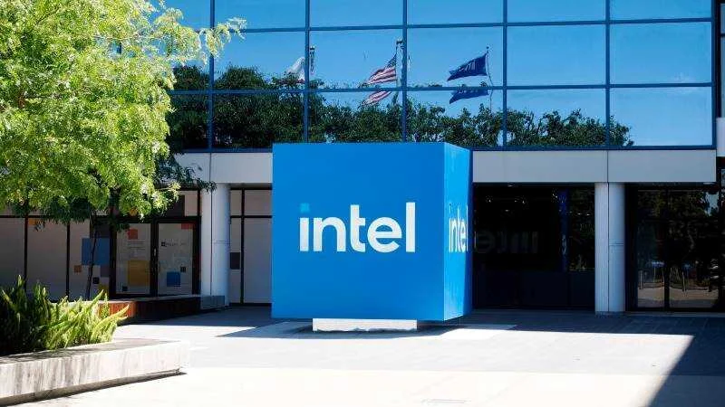 Intel se beneficia del apoyo gubernamental y revive la confianza del mercado