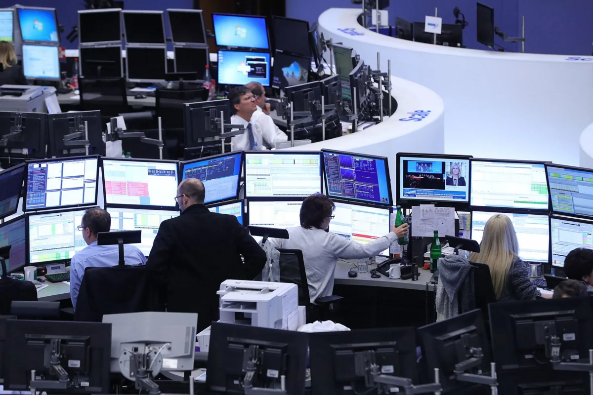 Inversores atentos: tres referentes podrían duplicar la rentabilidad en Europa para 2026