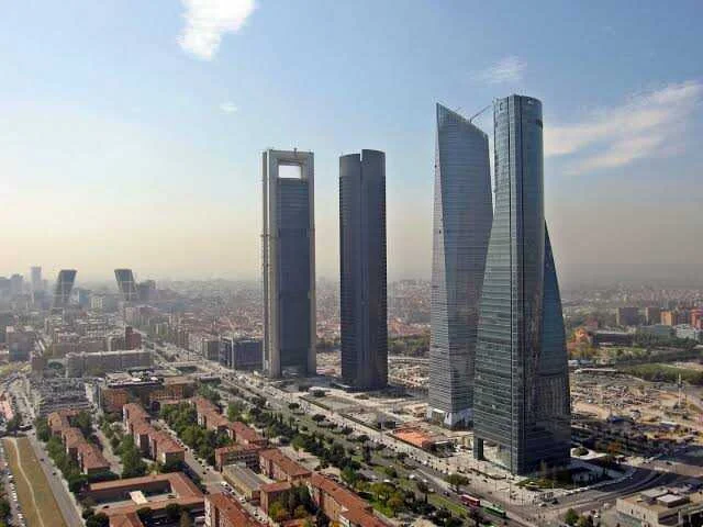 Inversores de Madrid desvelan estrategias clave para el futuro económico de 2027