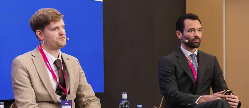Inversores enfrentan retos de datos e IA en la búsqueda de innovación continua