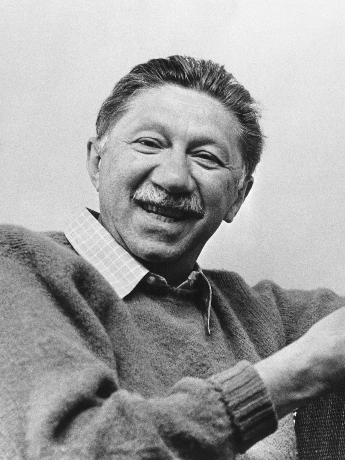 Invertir en la Bolsa: la pirámide de Maslow como clave para maximizar rendimientos