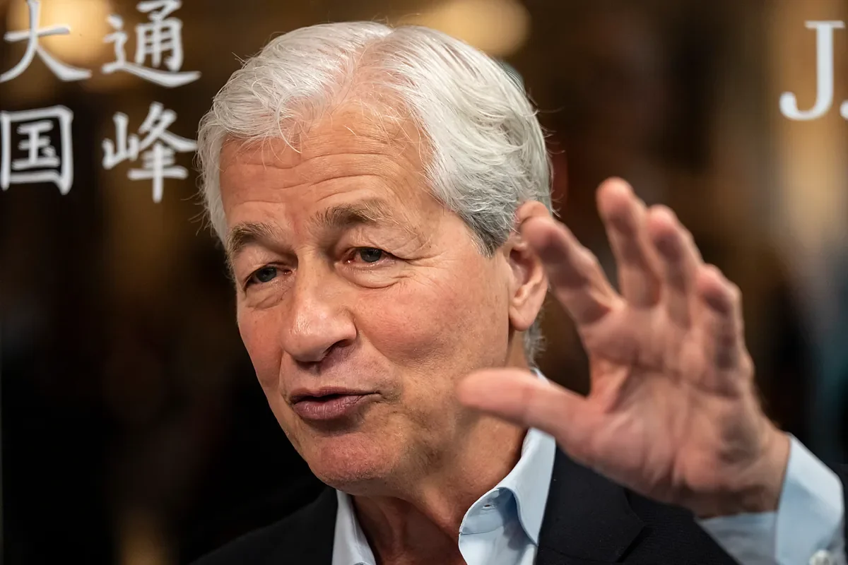 JPMorgan alerta sobre el impacto en la inversión si Burnham incrementa los impuestos bancarios