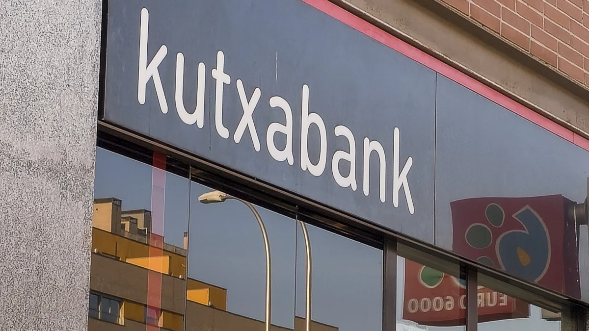 Kutxabank detecta un giro positivo en sus márgenes de intereses, impactando al sector financiero