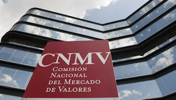 La adopción de criterios europeos por la CNMV promete mejorar la formación en criptoactivos