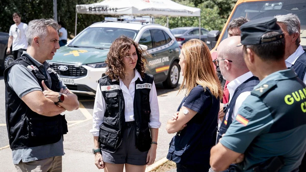 La ausencia de Ayuso en la cumbre de emergencias genera críticas en la política regional