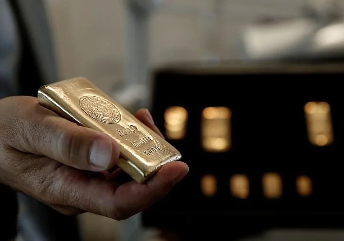 La caída del oro afecta a los inversores mientras el mercado de bonos se tensiona