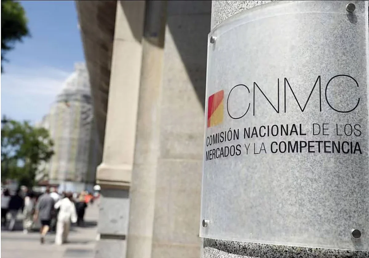 La CNMC investiga el ciberataque que interrumpe servicios esenciales en su web