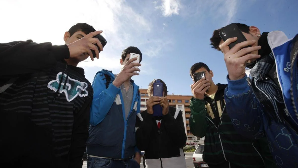 La colaboración con redes sociales busca mejorar la educación financiera en España