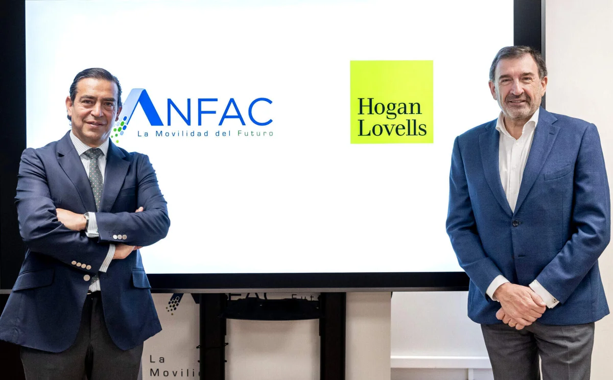 La colaboración entre ANFAC y Hogan Lovells podría acelerar la regulación de vehículos autónomos en España
