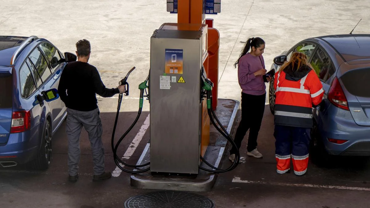 La crisis bélica incrementa la presión sobre los ahorros de los españoles