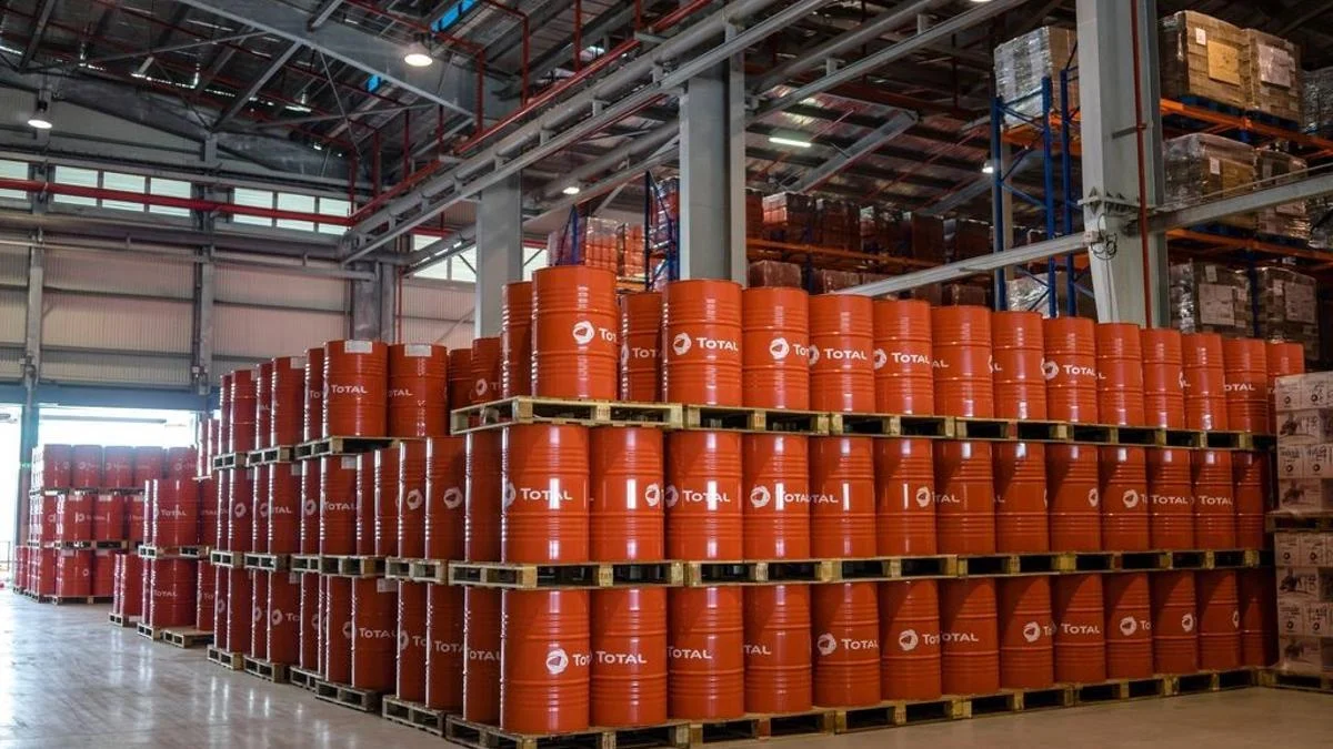 La decisión histórica de la AIE inyecta 120 millones de barriles al mercado global