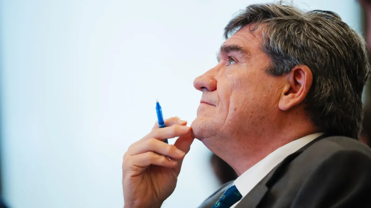 La deuda pública española supera los 1,7 billones y representa el 100,8% del PIB en enero