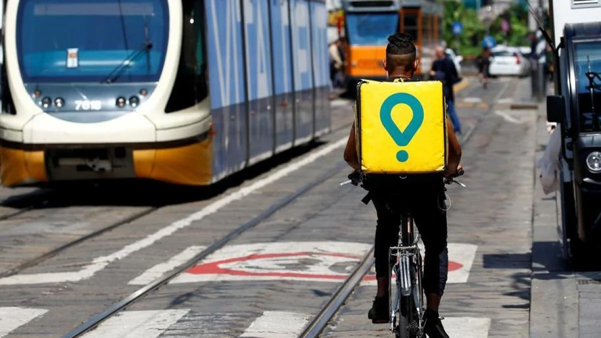 La disputa laboral se intensifica: CC.OO. lleva a Glovo a la Audiencia Nacional por 'riders