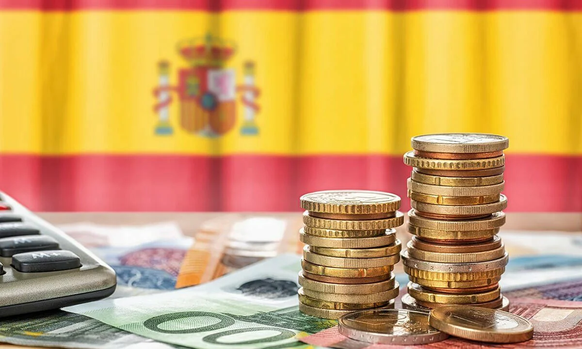 La economía española muestra un crecimiento interanual del 2,7% tras un aumento del 0,7% en el T2
