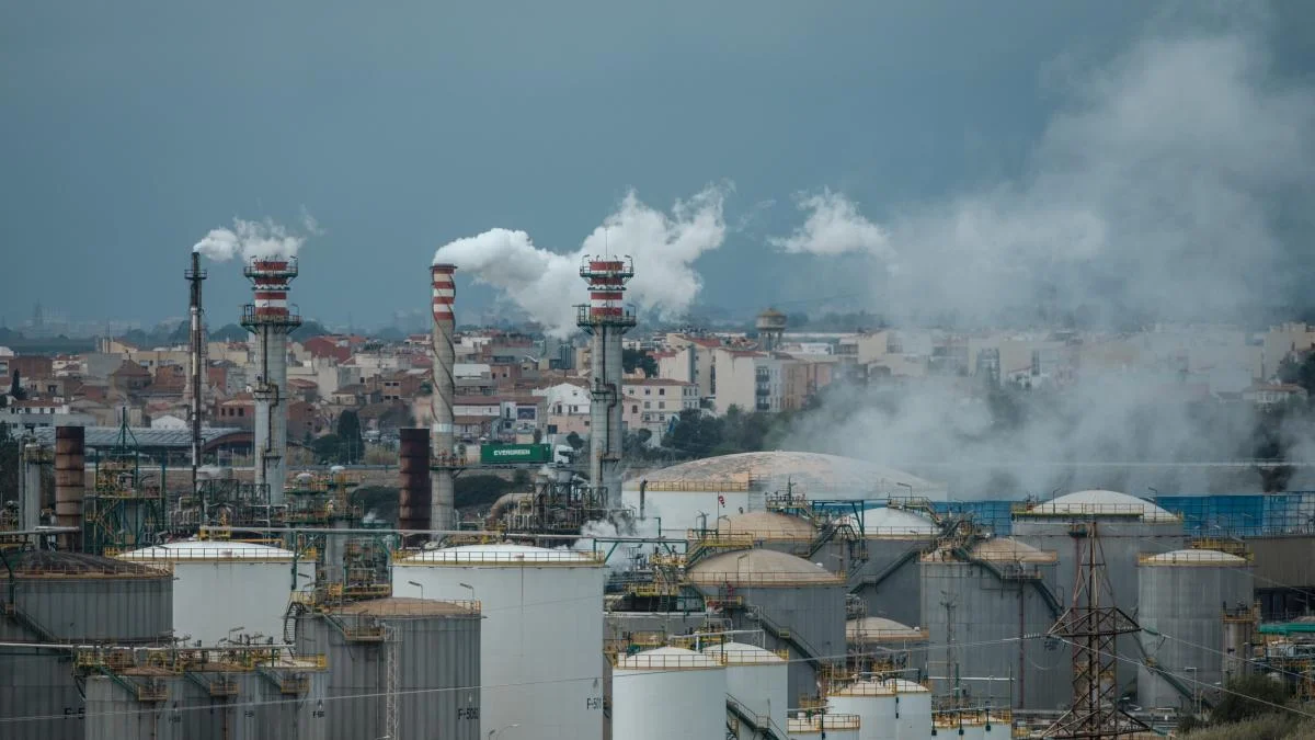 La industria en peligro: Foment alerta sobre cierres por incremento de precios energéticos