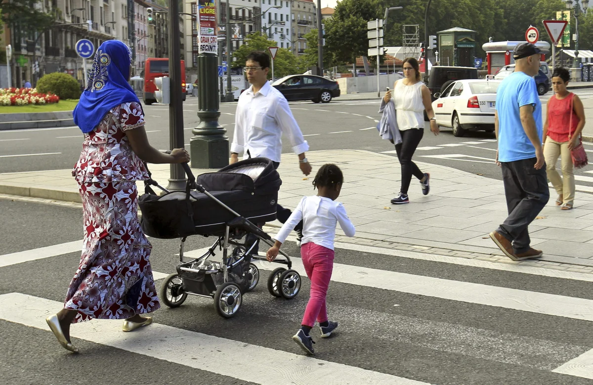 La inmigración frena la caída demográfica, aportando un 0,3% al crecimiento post-COVID
