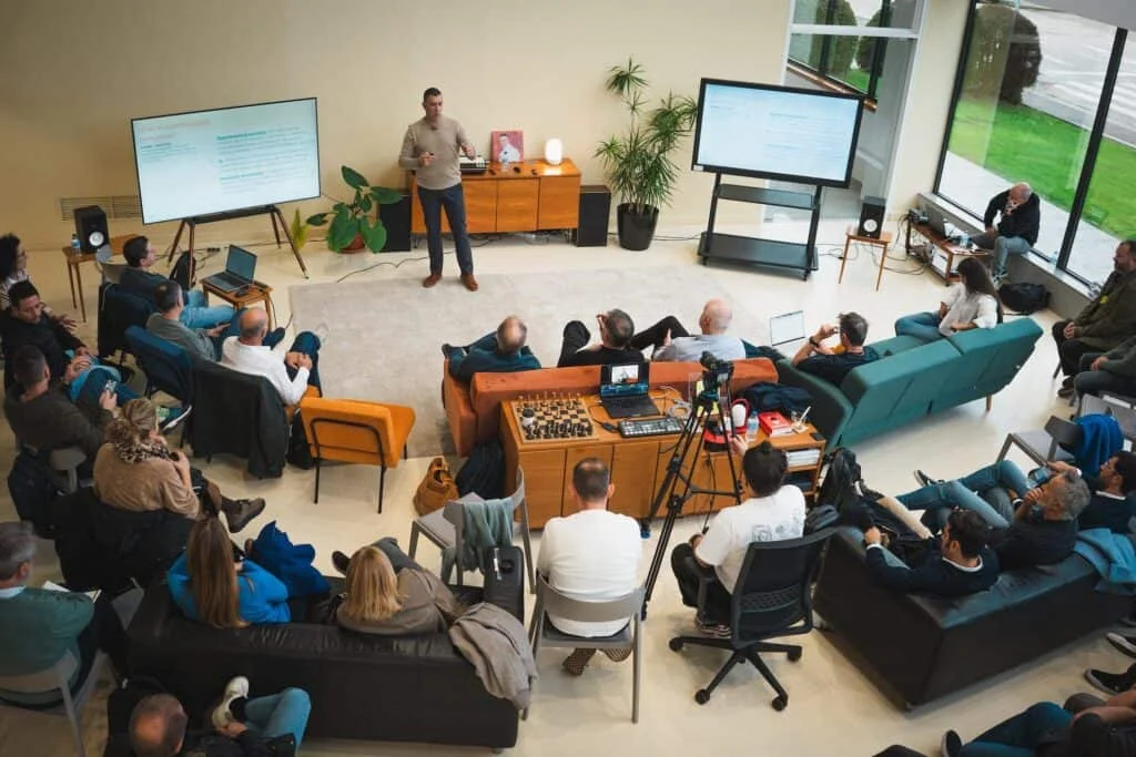 La integración de Velfix transforma el comercio local y acelera su digitalización