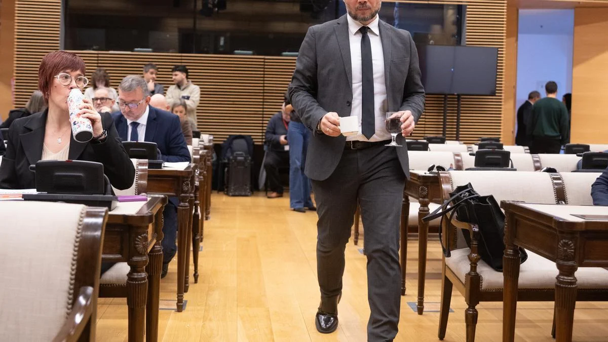 La izquierda se reestructura ante la convocatoria de Rufián y Delgado para las generales