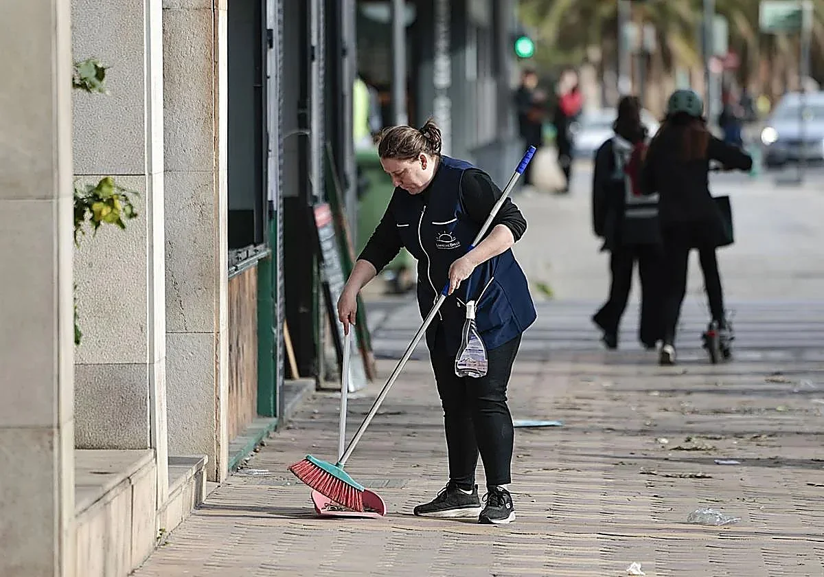 La lucha de una limpiadora con siete enfermedades que consigue la incapacidad total tras denegaciones