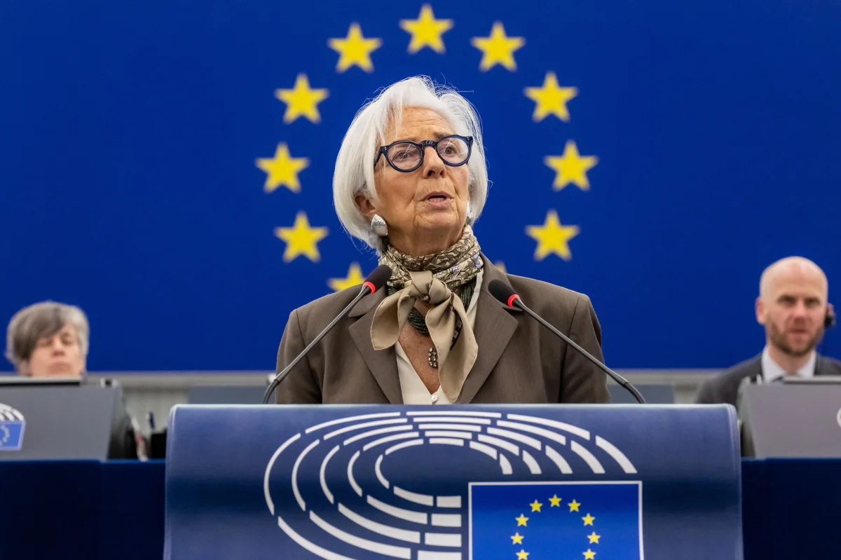 La medida del BCE busca estabilizar mercados ante la incertidumbre global en la economía