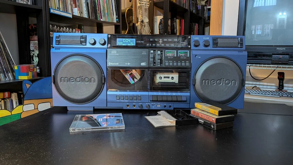 La nostalgia musical resurge con el nuevo reproductor de cassettes y CDs de Medion en 2026