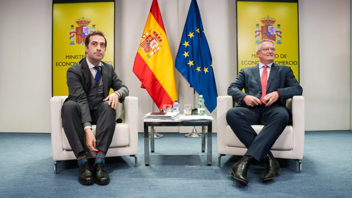 La OCDE advierte: los hogares españoles enfrentan la mayor caída de ingresos en tres años