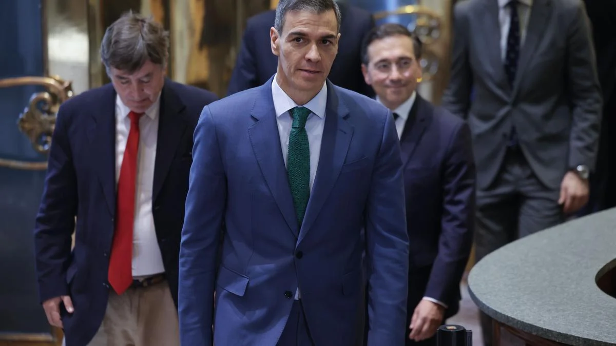 La presión sobre el PSOE crece: líderes instan a la participación electoral en crisis.