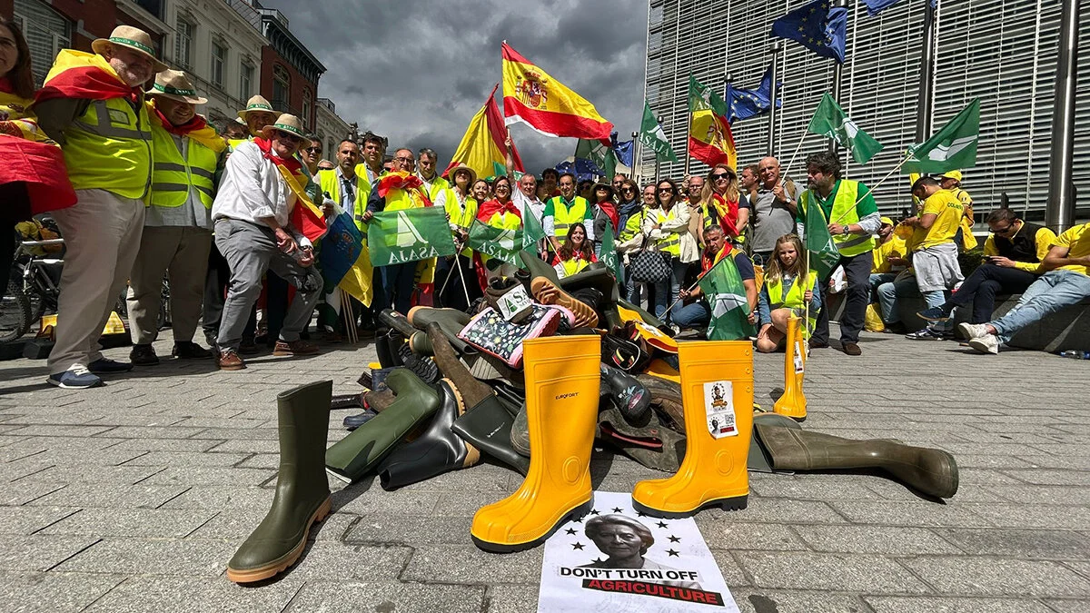 La prórroga del Gobierno no frena las protestas de los autónomos agrarios en España