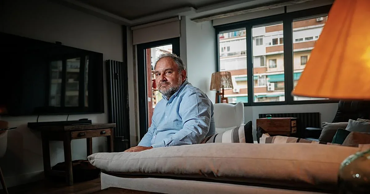 La subida de impuestos afecta a los antiguos arrendatarios de Maricarmen en su economía.